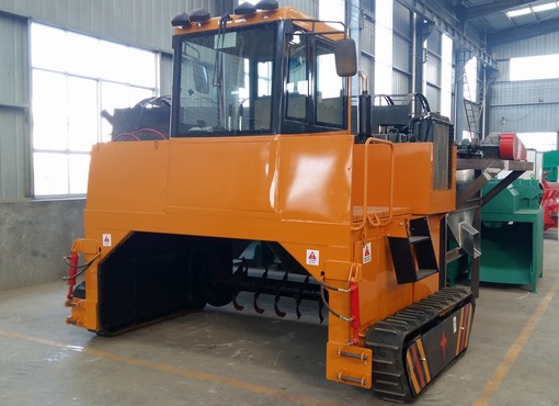 畜禽糞便無害化處理，有機(jī)肥翻堆車